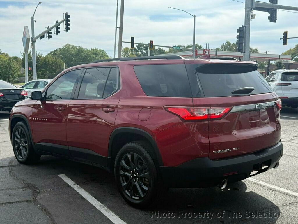Used 2019 Chevrolet Traverse RS w/ LPO, Floor Liner Package image 11