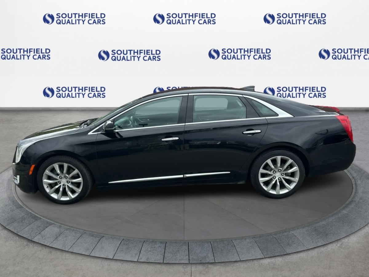 Used 2016 Cadillac XTS Premium FWD image 3