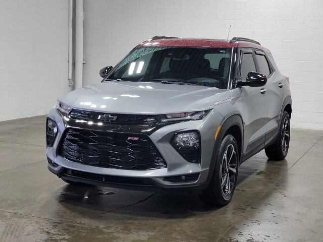 Certified 2023 Chevrolet TrailBlazer RS w/ Sun and Liftgate Package AWD/4WD image 2