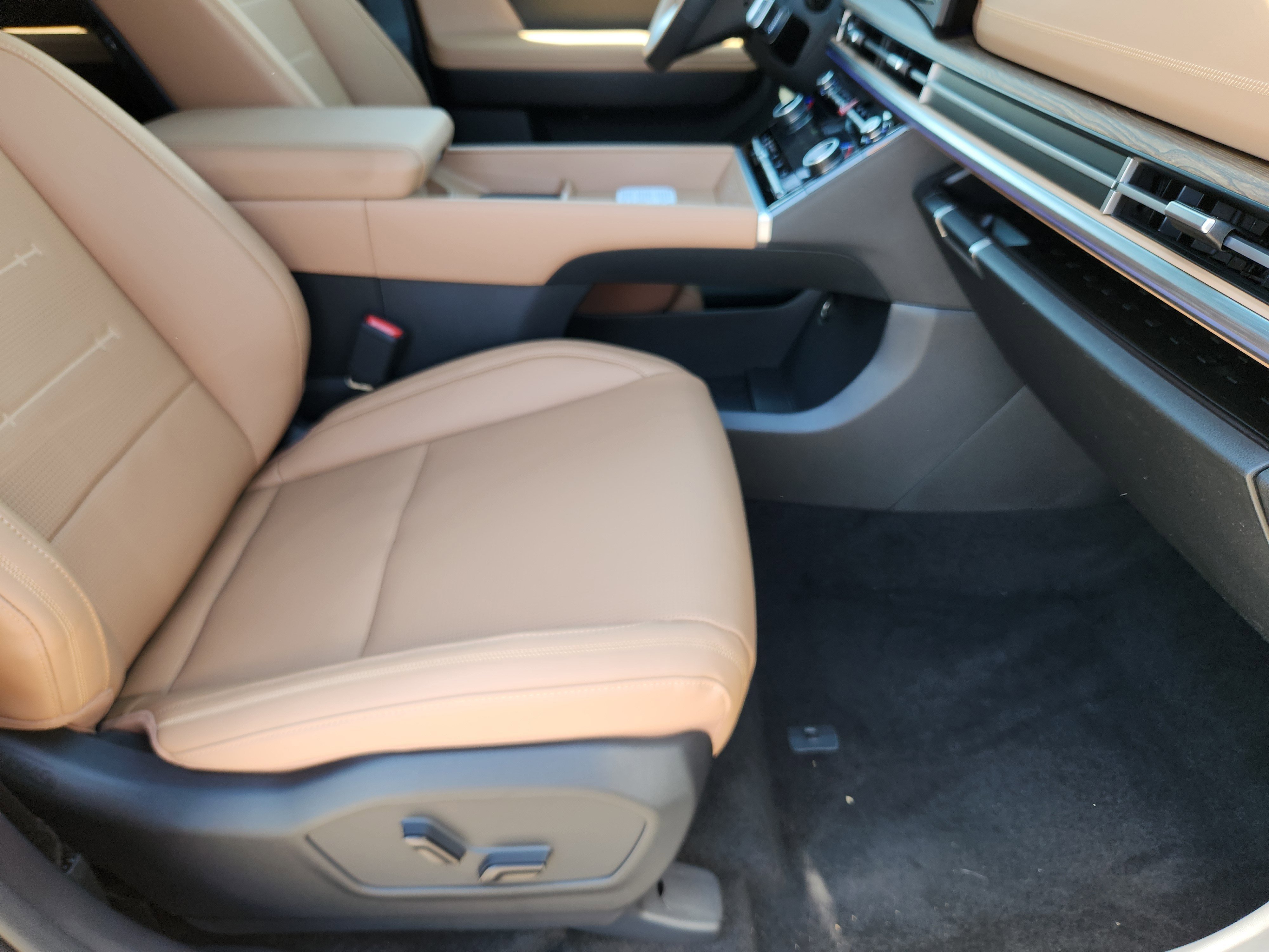 New 2026 Hyundai Santa Fe Calligraphy image 17