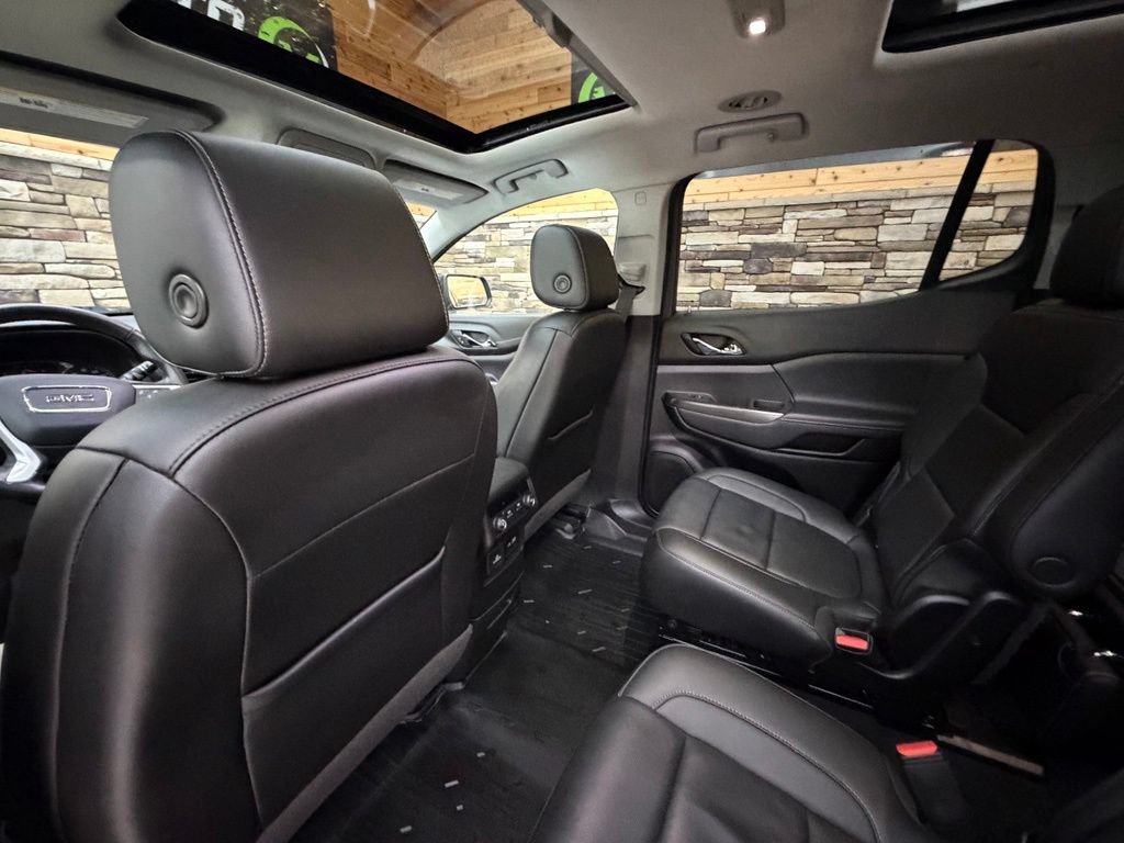Used 2021 GMC Acadia SLT AWD/4WD image 46
