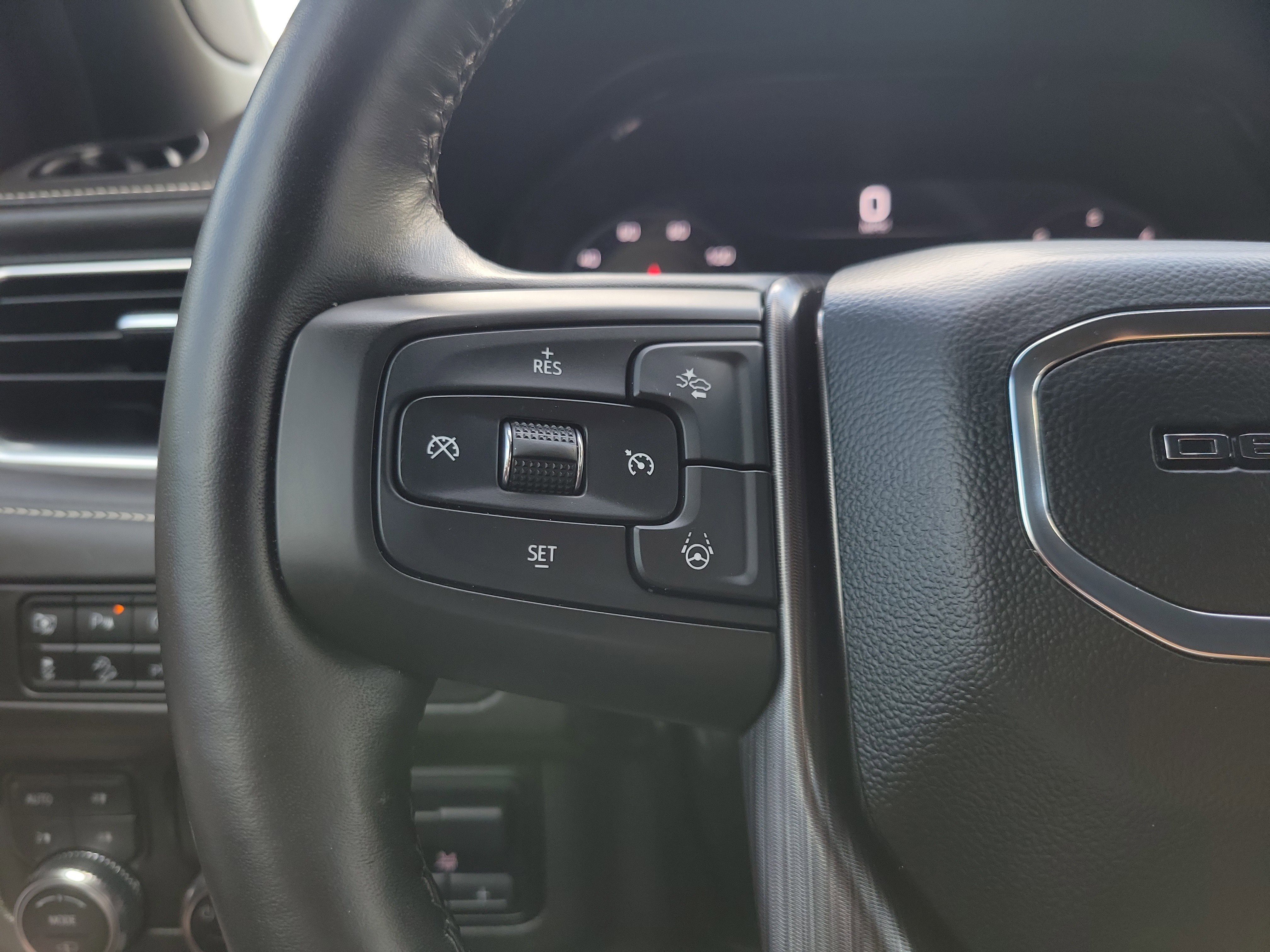 Certified 2023 GMC Yukon Denali Ultimate AWD/4WD image 28