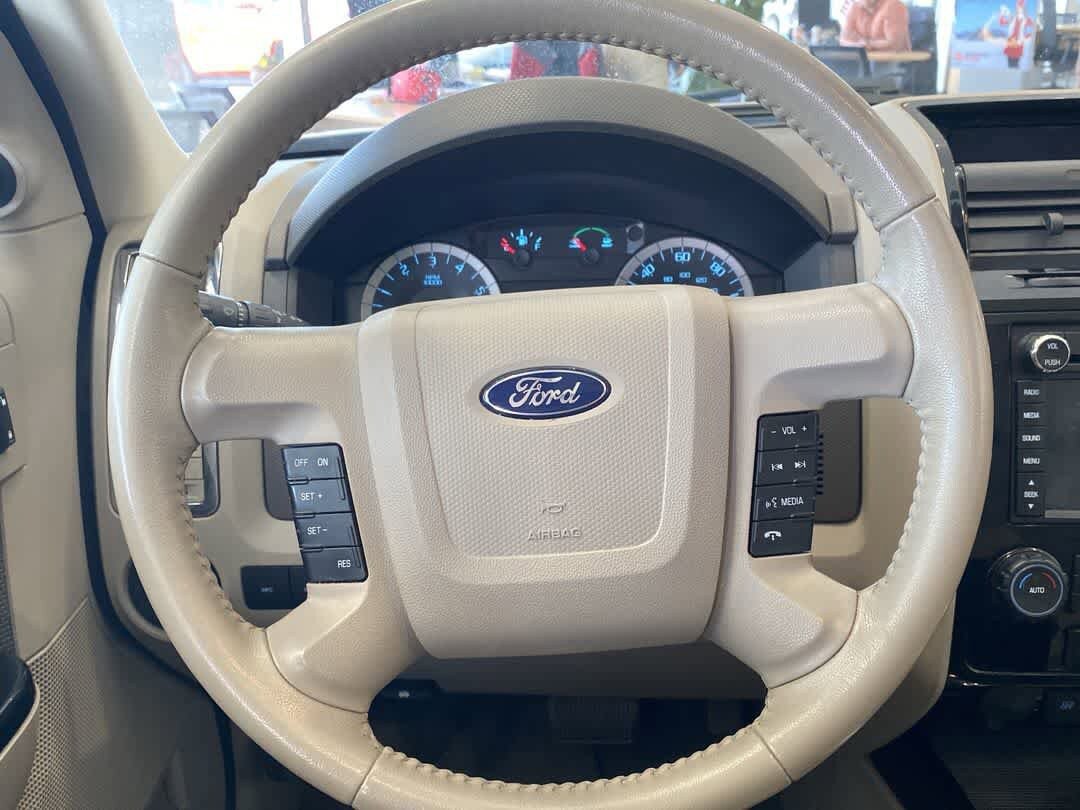 Used 2012 Ford Escape Limited AWD/4WD image 17