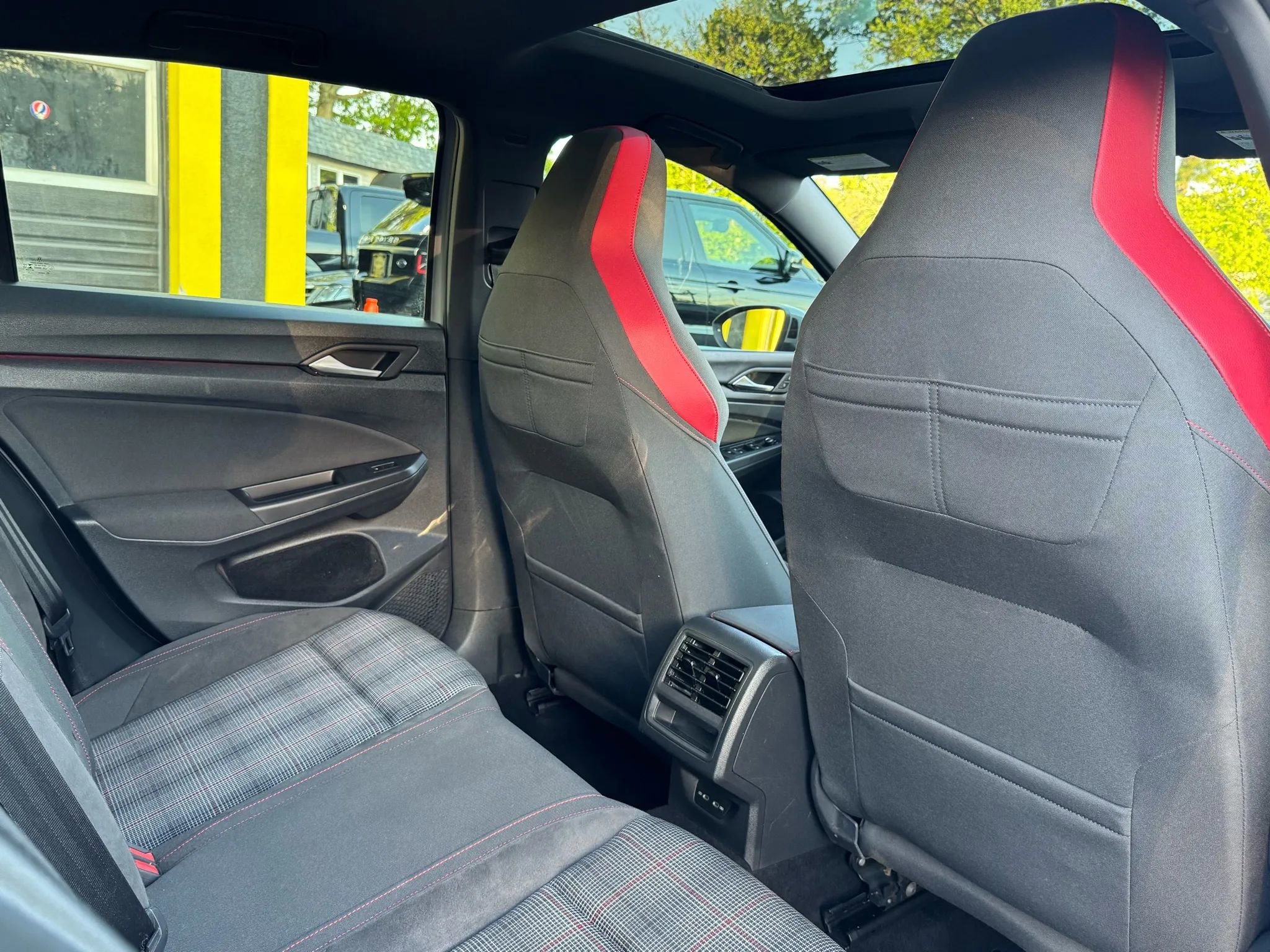 Used 2022 Volkswagen GTI SE image 25