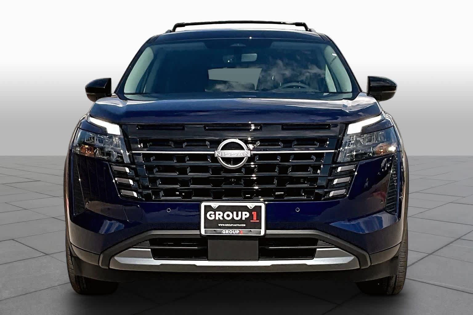 New 2026 Nissan Pathfinder SL FWD image 3