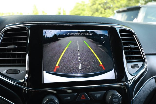 Used 2022 Jeep Grand Cherokee Limited RWD image 17