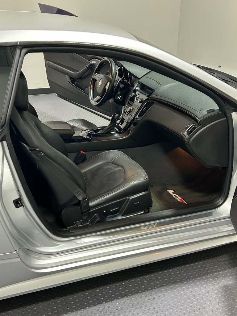 Used 2012 Cadillac CTS V w/ Wood Trim Package image 10