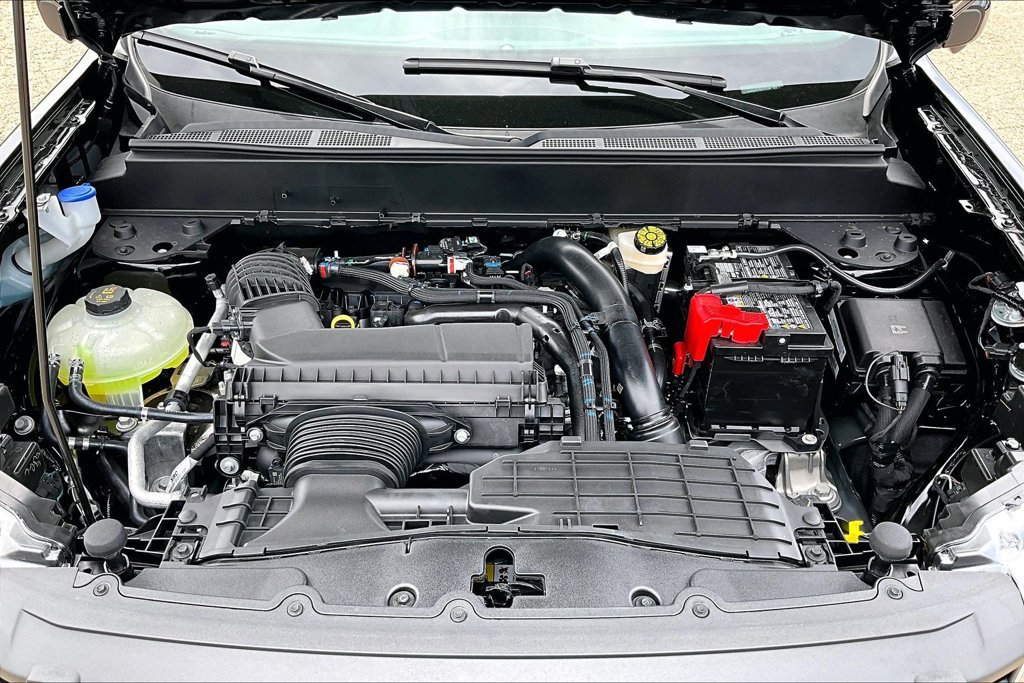 New 2026 Ford Maverick Tremor AWD/4WD image 13
