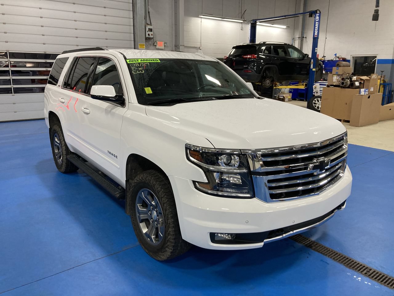 Used 2020 Chevrolet Tahoe LT w/ Off-Road Package AWD/4WD image 1
