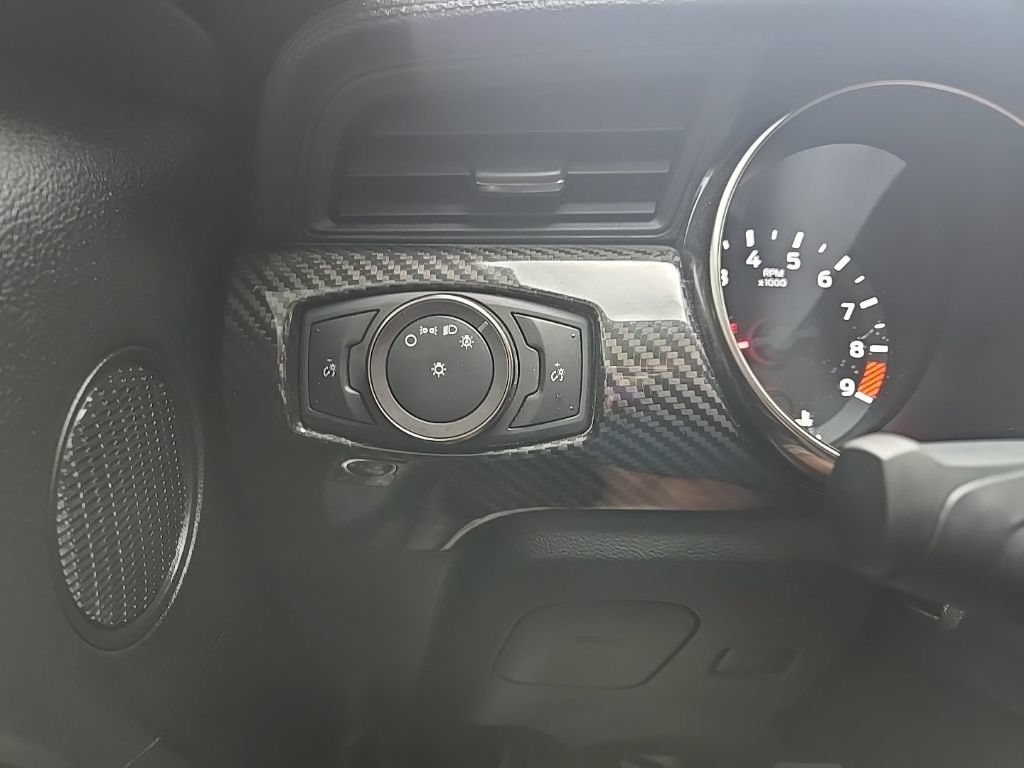 Used 2019 Ford Mustang Shelby GT350 w/ Technology Package RWD image 45