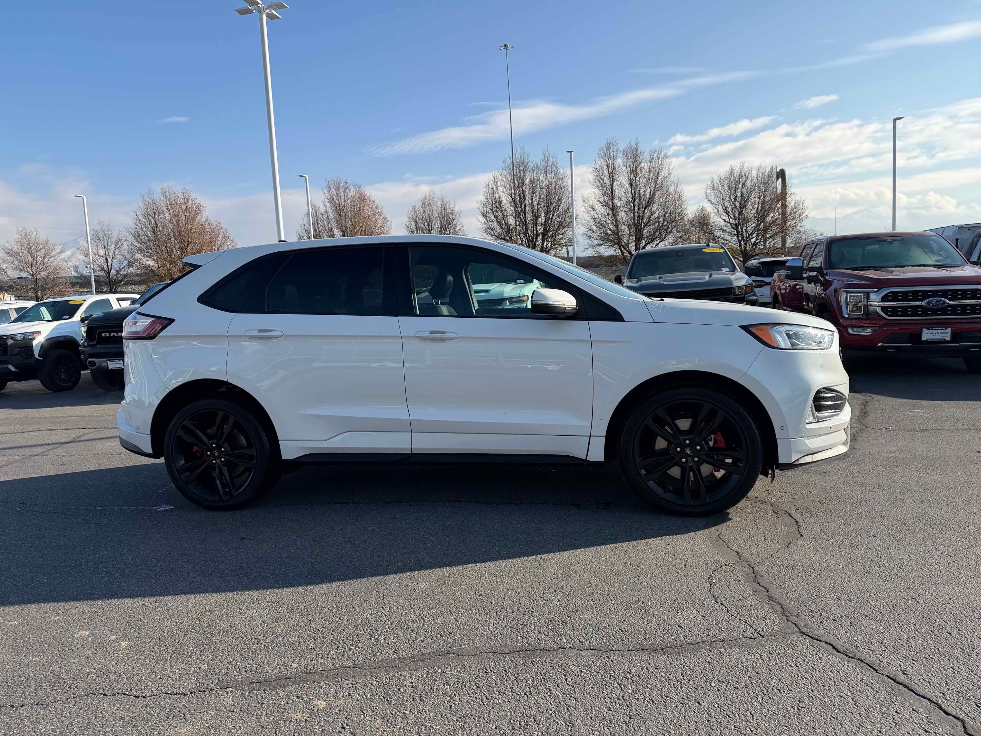 Certified 2024 Ford Edge ST w/ Equipment Group 401A image 9