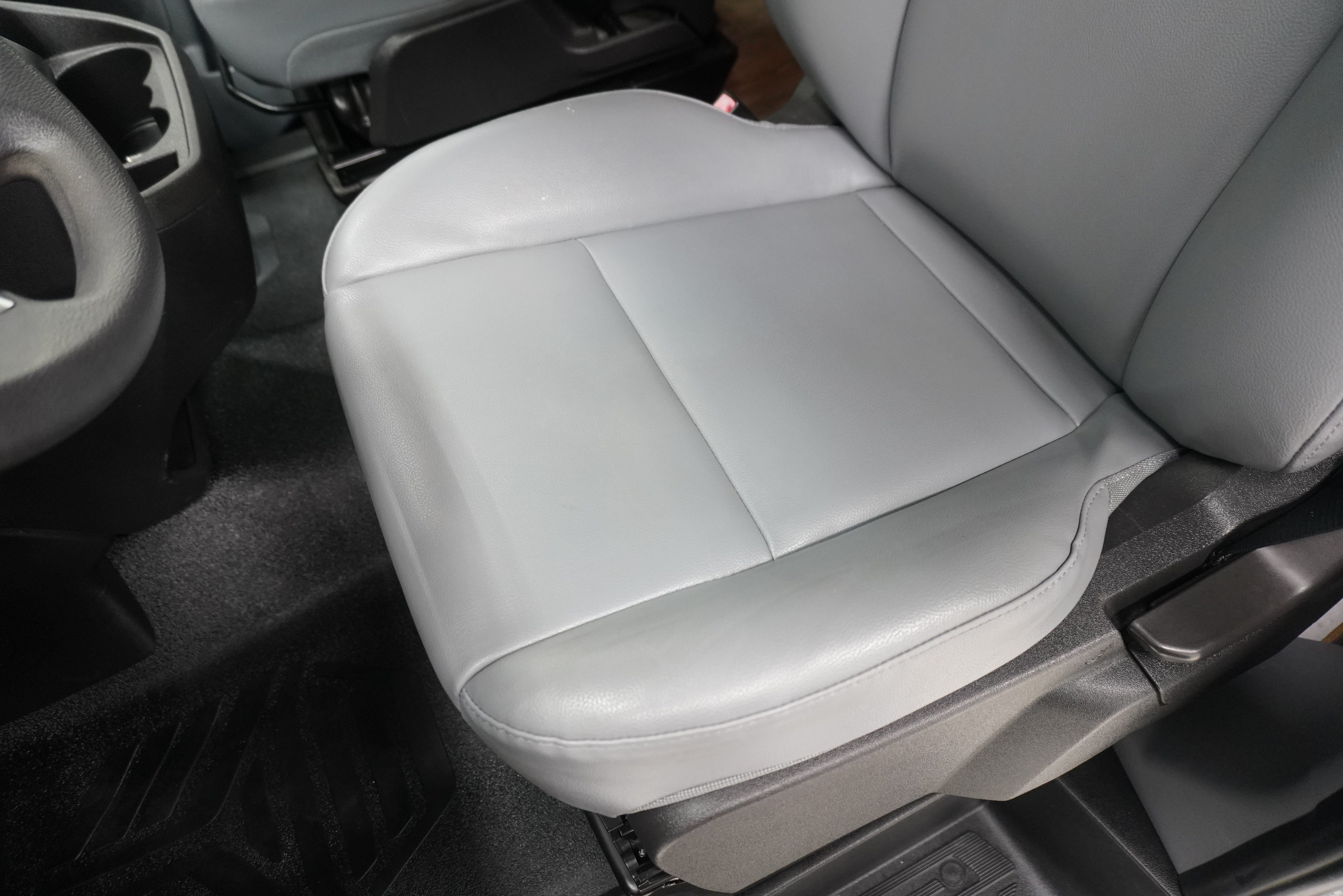 Used 2016 Ford Transit 150 148 Medium Roof RWD image 10