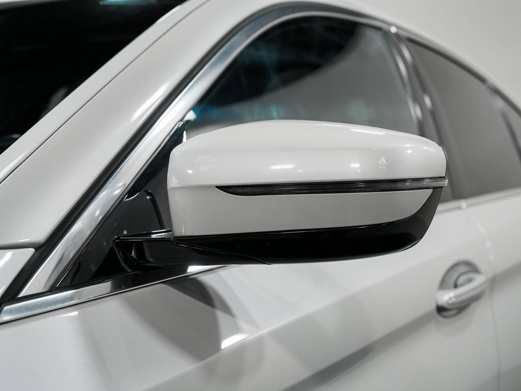 Used 2018 BMW 530i xDrive image 40