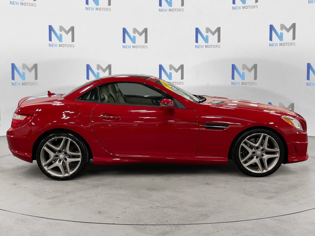 Used 2016 Mercedes-Benz SLK 350 image 6