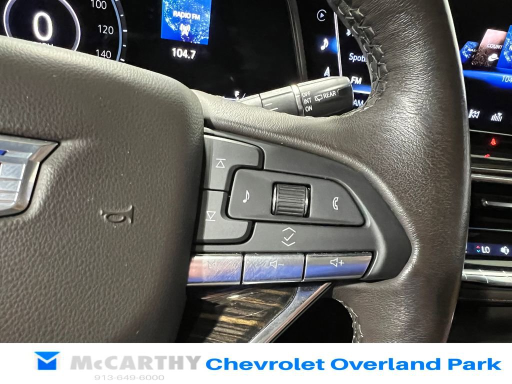 Used 2022 Cadillac Escalade Premium Luxury image 15