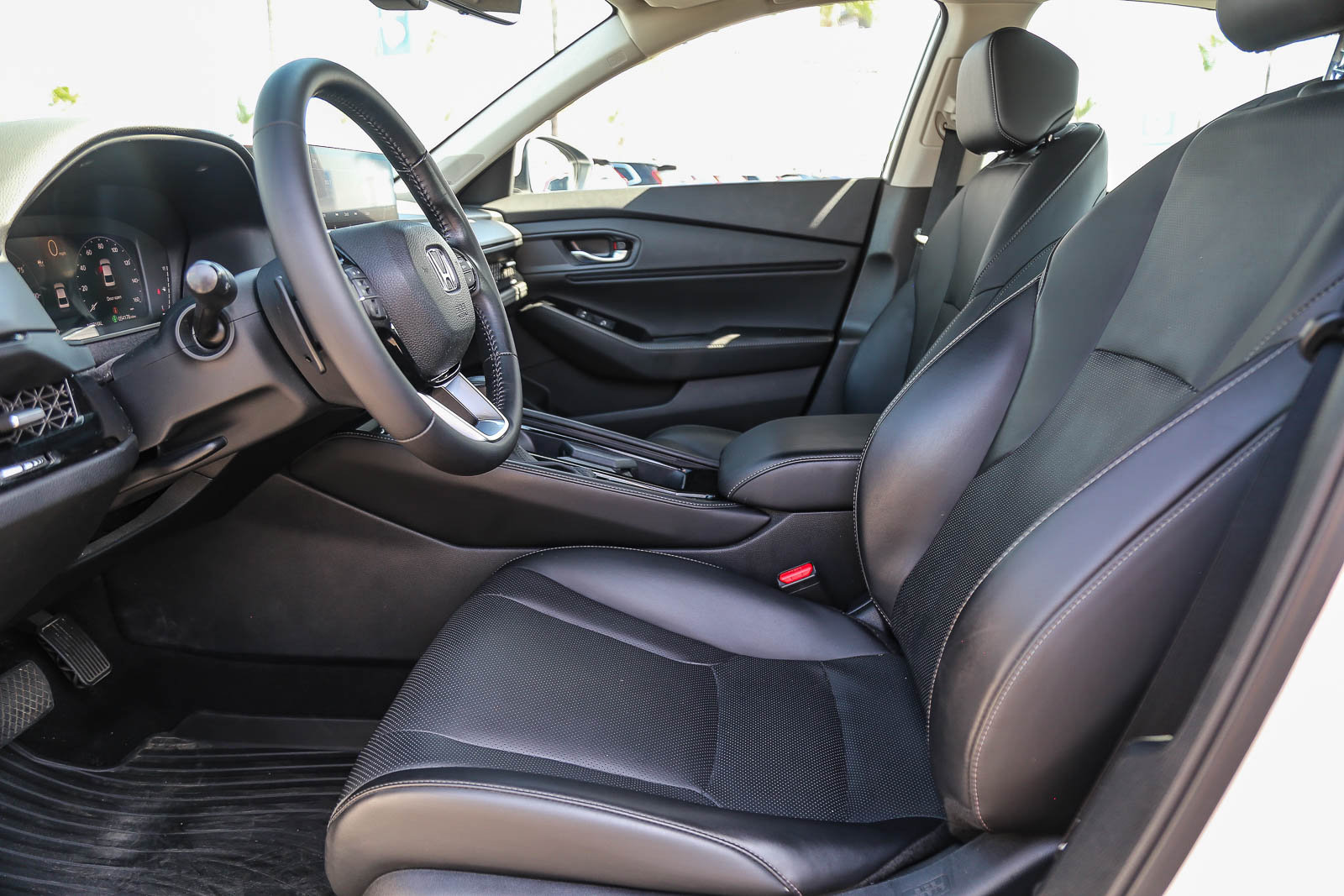 Certified 2024 Honda Accord Touring image 22
