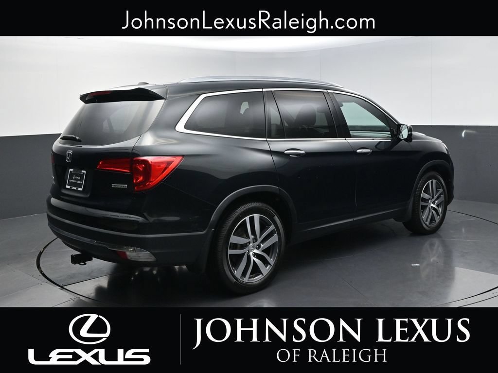 Used 2016 Honda Pilot Touring image 9