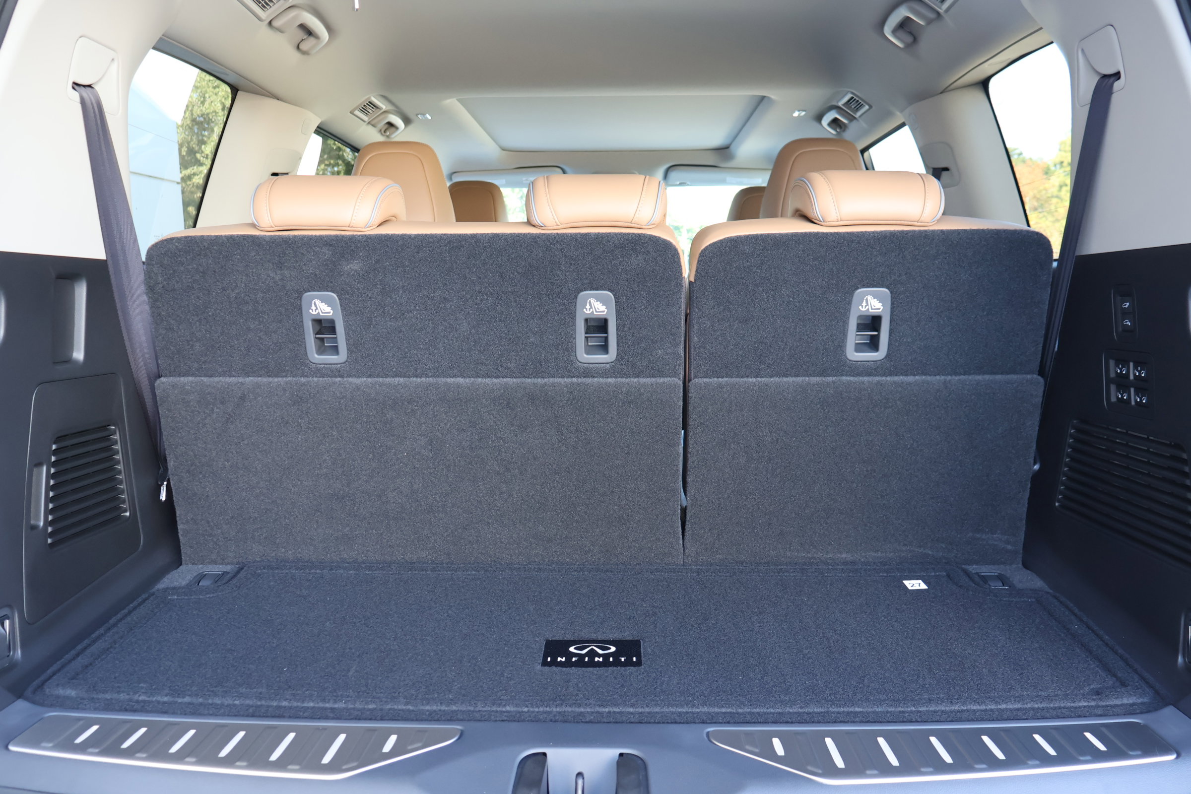 New 2026 INFINITI QX80 Luxe image 20