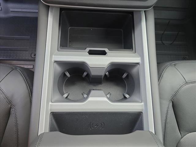 New 2026 Land Rover Defender 130 V8 image 21