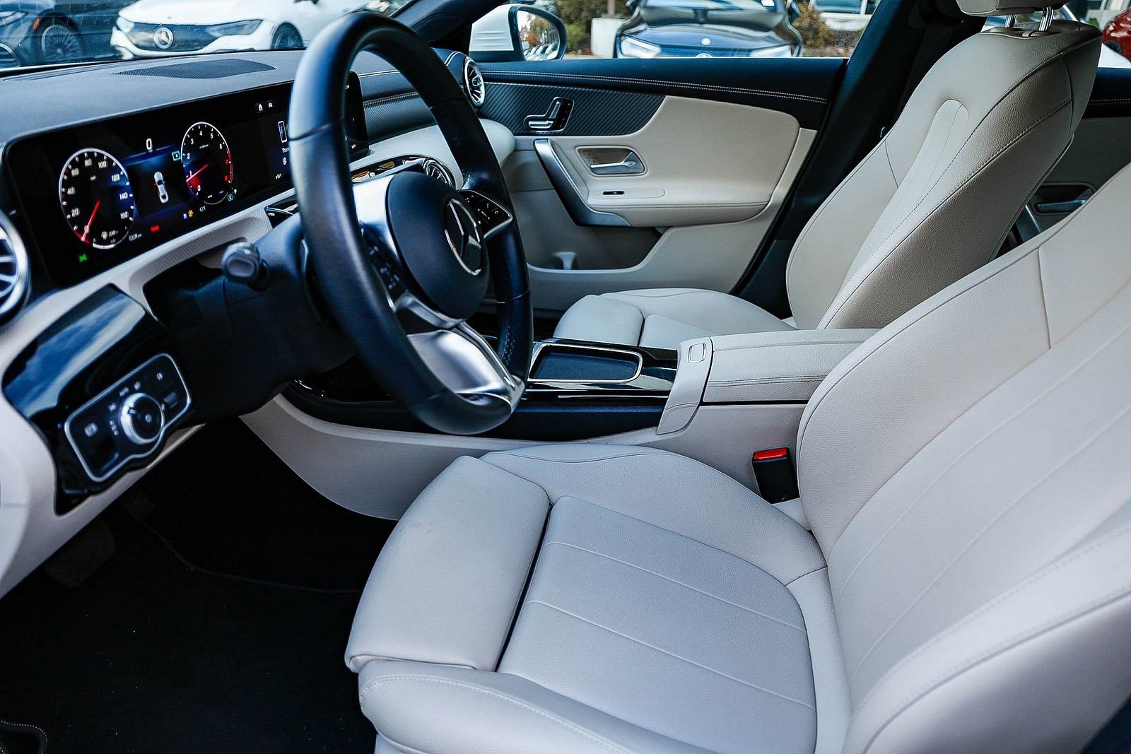 Certified 2025 Mercedes-Benz CLA 250 image 5