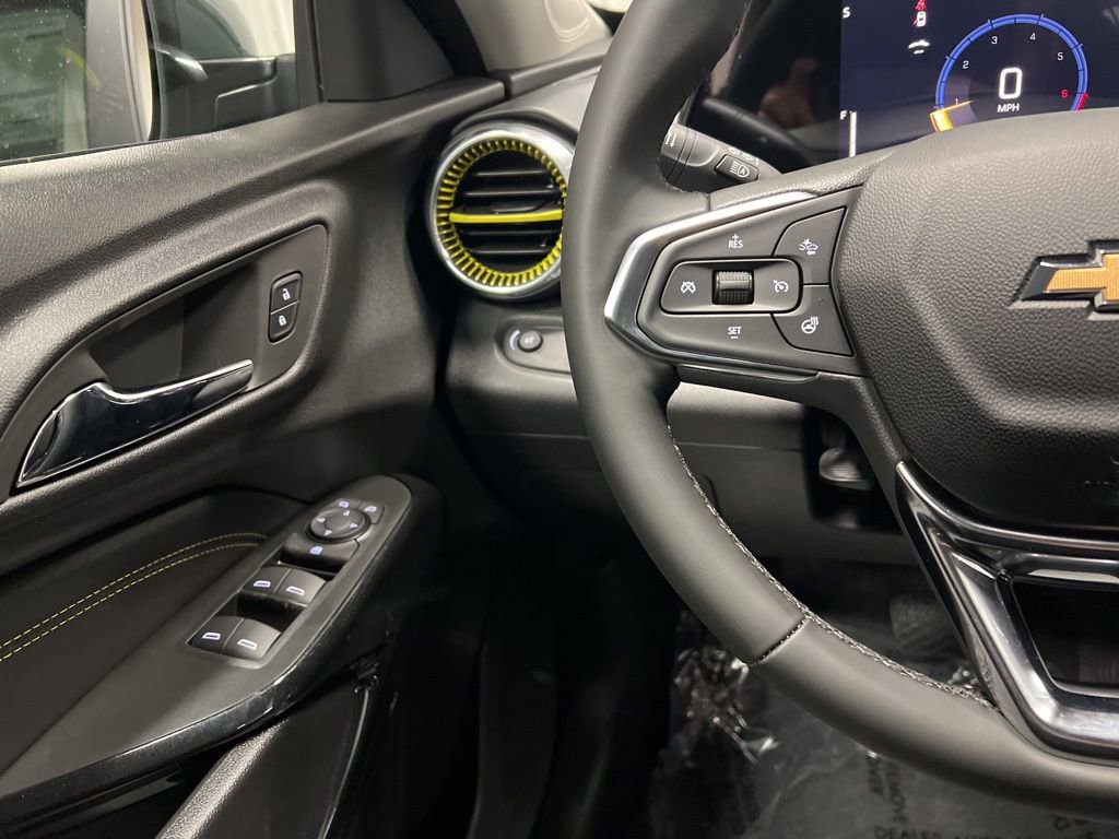 New 2026 Chevrolet Trax LT w/ Driver Confidence Package image 13