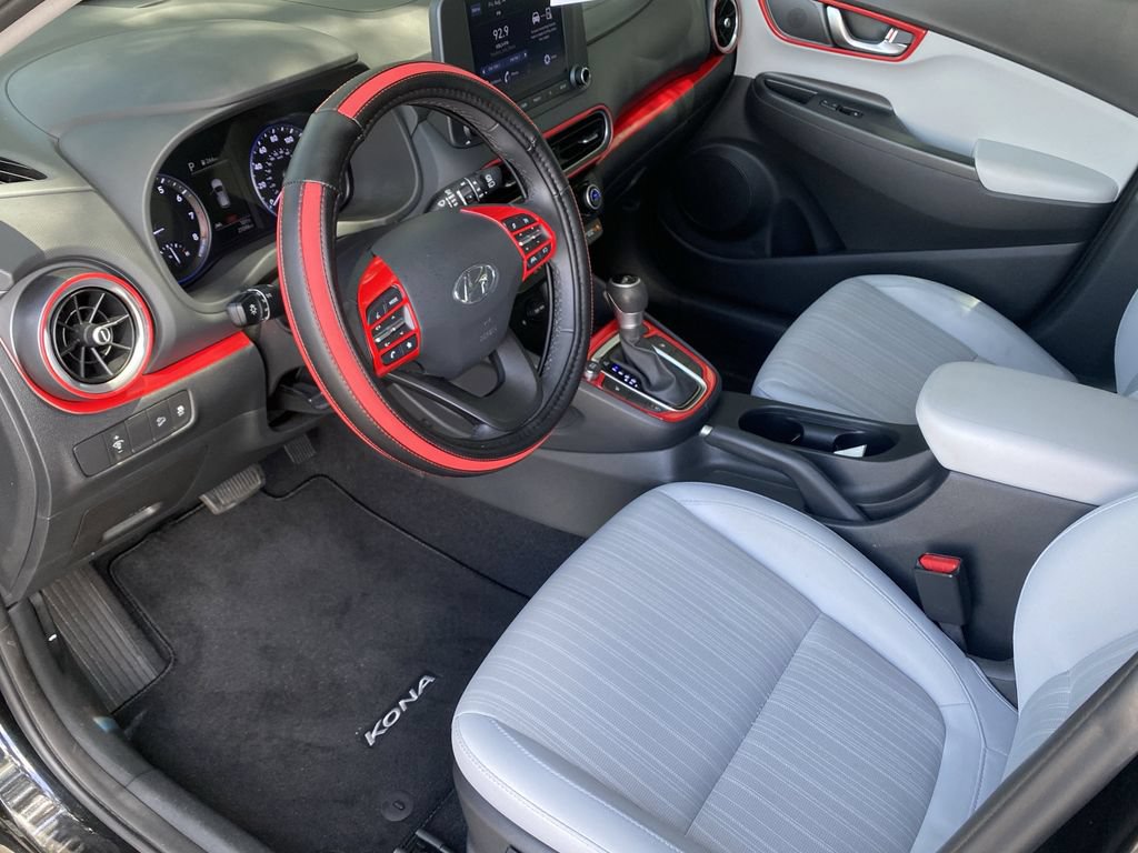 Certified 2022 Hyundai Kona SEL w/ Convenience Package FWD image 10