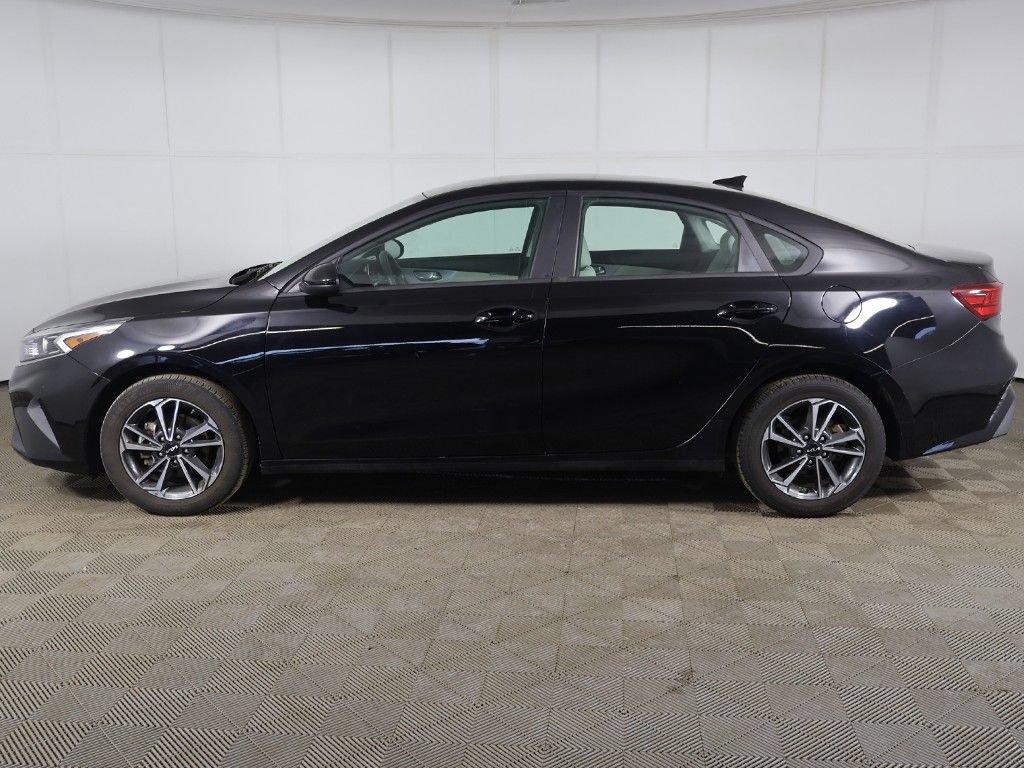 Used 2023 Kia Forte LXS FWD image 11
