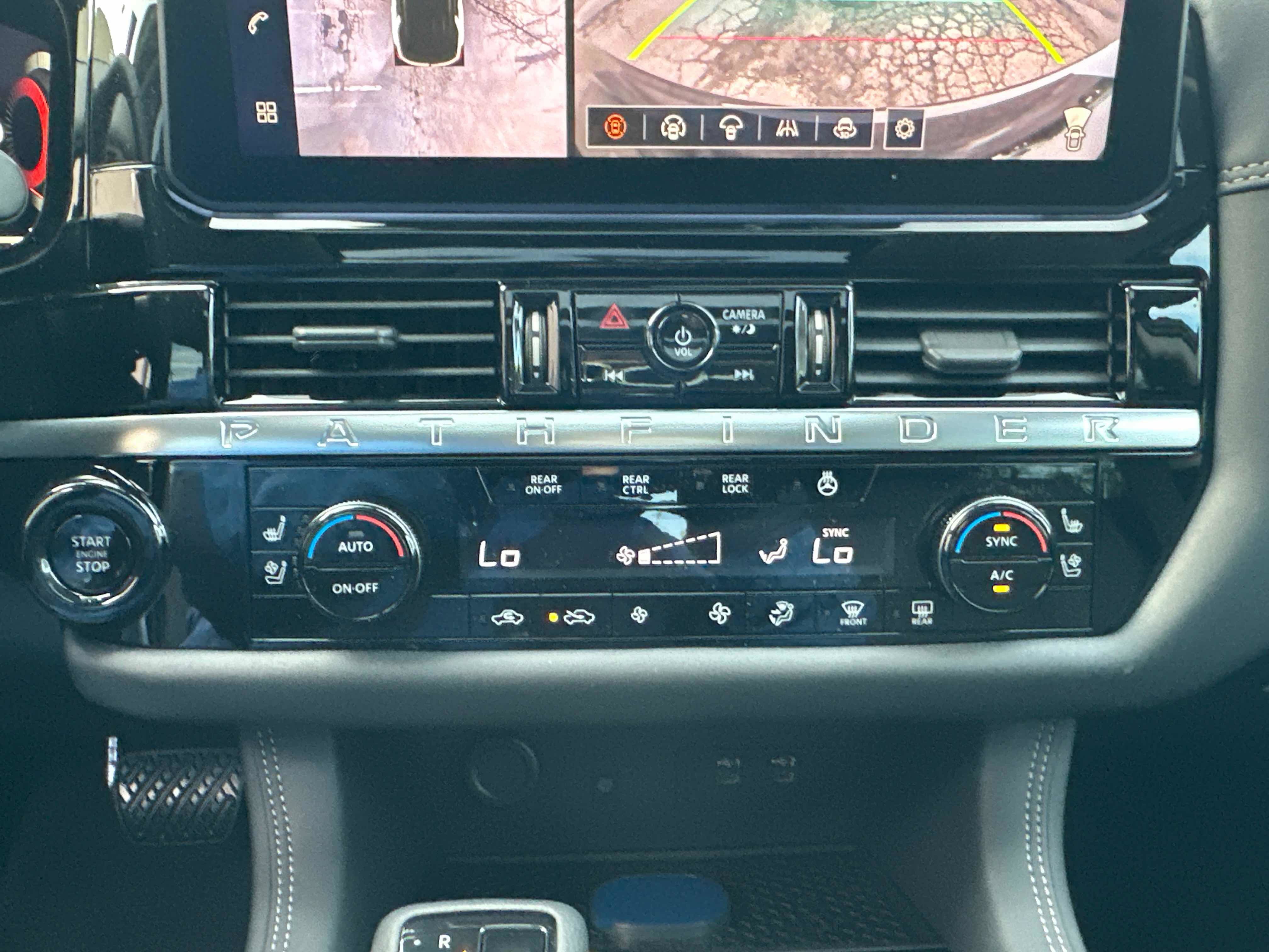 New 2026 Nissan Pathfinder Platinum AWD/4WD image 35