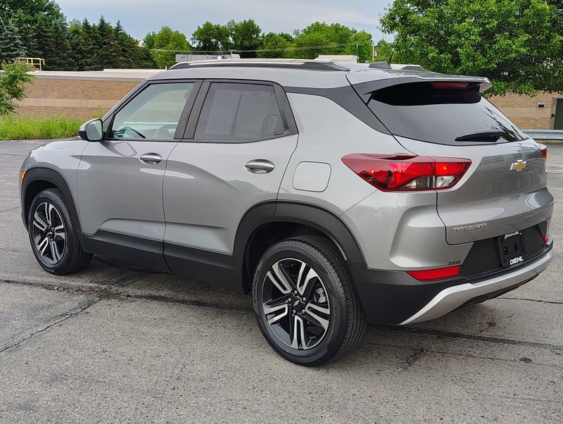 Certified 2023 Chevrolet TrailBlazer LT FWD image 9