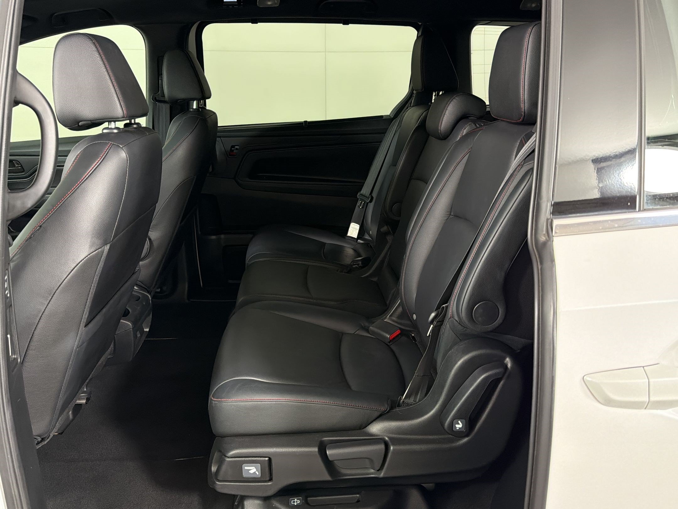 Used 2024 Honda Odyssey Sport image 15