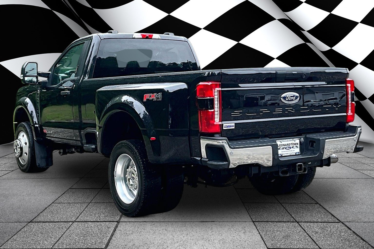 Certified 2023 Ford F450 XL w/ 360-Degree Camera Package AWD/4WD image 12