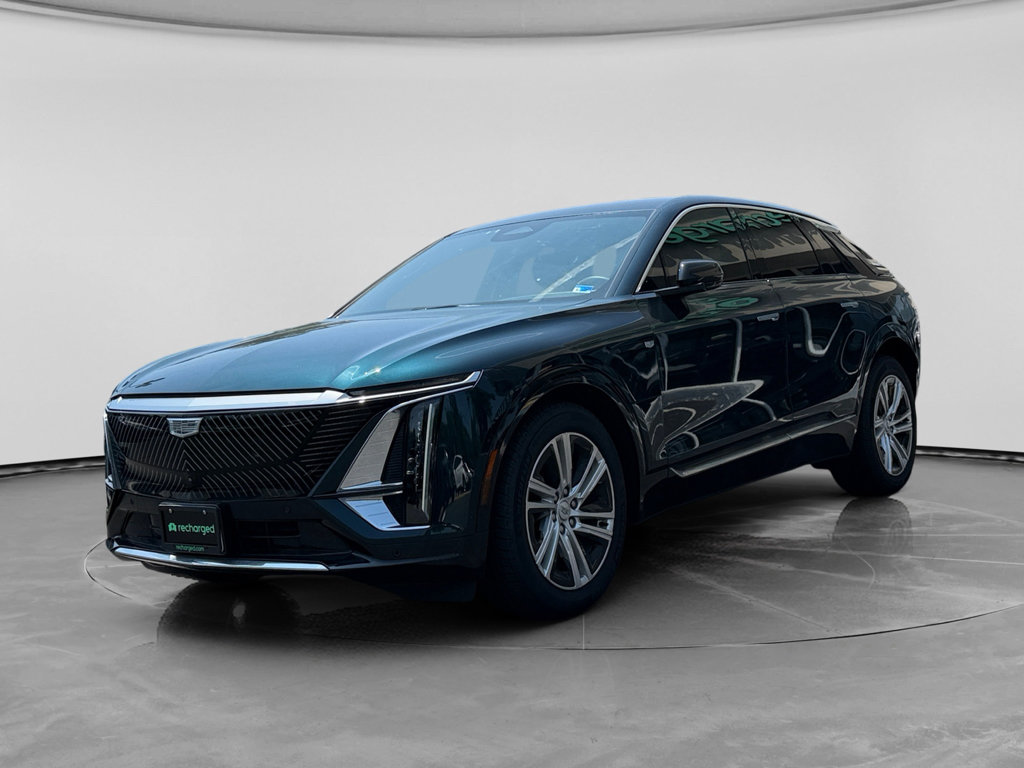 Used 2024 Cadillac Lyriq Tech w/ Driver Assist Package AWD/4WD image 1