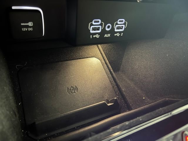 Used 2023 Jeep Wagoneer Series II w/ HD Trailer Tow Package image 21