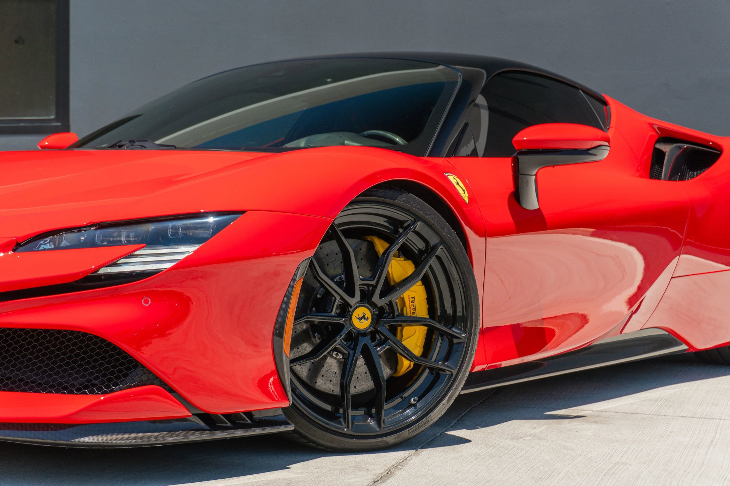 Used 2021 Ferrari SF90 Stradale AWD/4WD image 31