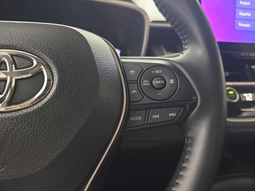 Used 2025 Toyota Corolla XLE FWD image 20