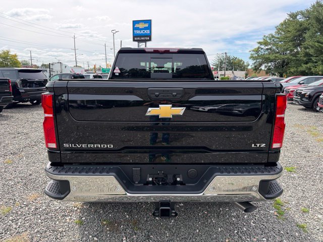 New 2026 Chevrolet Silverado 2500 LTZ w/ LTZ Convenience Package AWD/4WD image 12