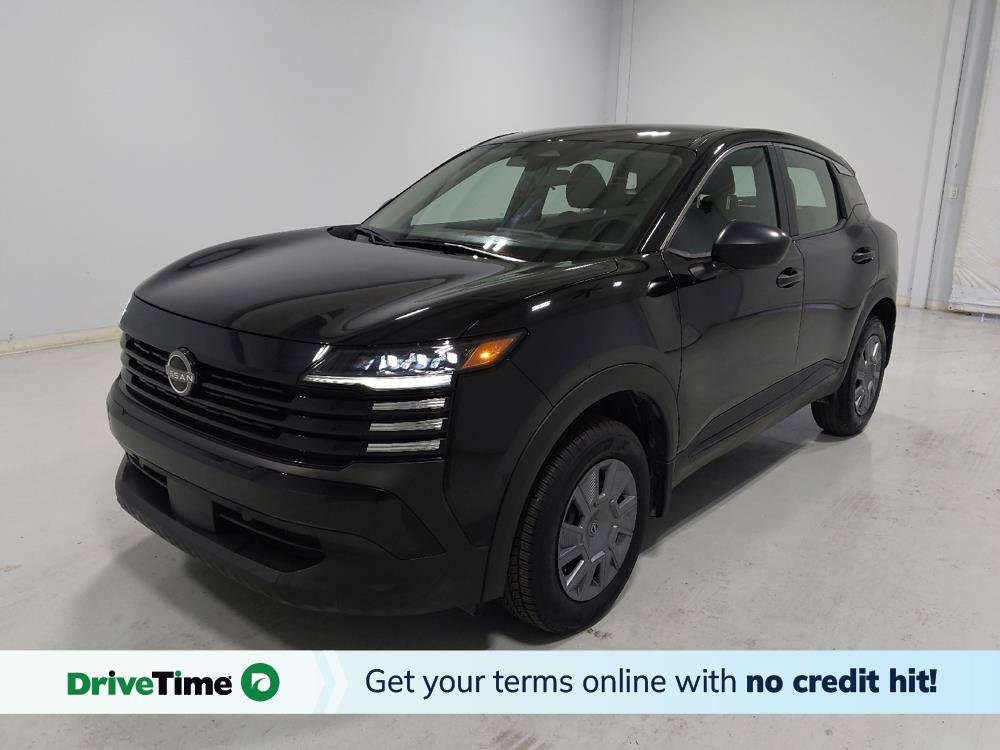 Used 2025 Nissan Kicks S FWD image 1
