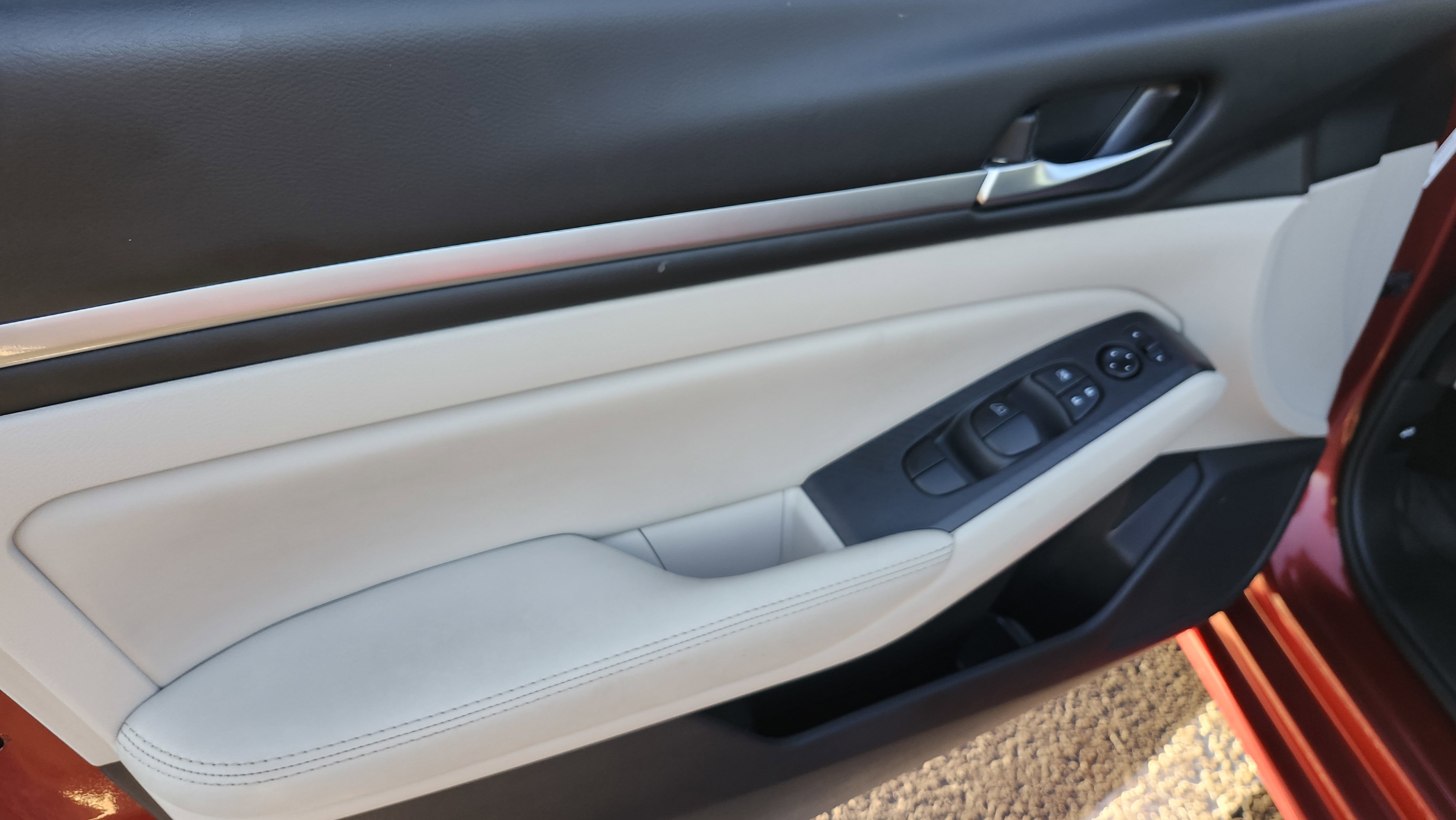 Used 2022 Nissan Altima 2.5 SV image 18