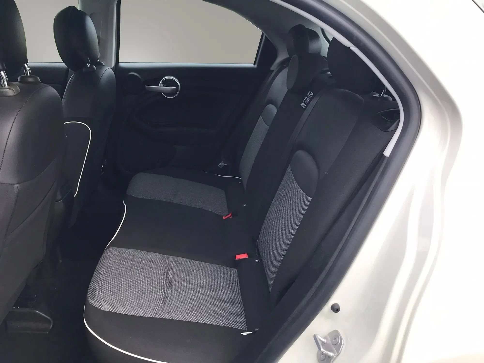 Used 2017 FIAT 500X Pop FWD image 30