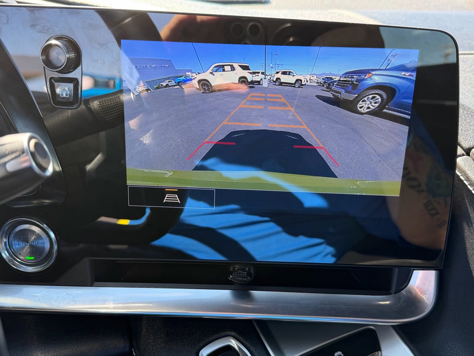 Used 2022 Chevrolet Corvette Stingray Coupe w/ 1LT image 11