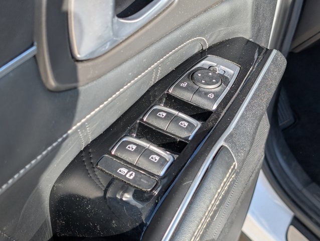 Used 2022 Kia Sorento SX image 16