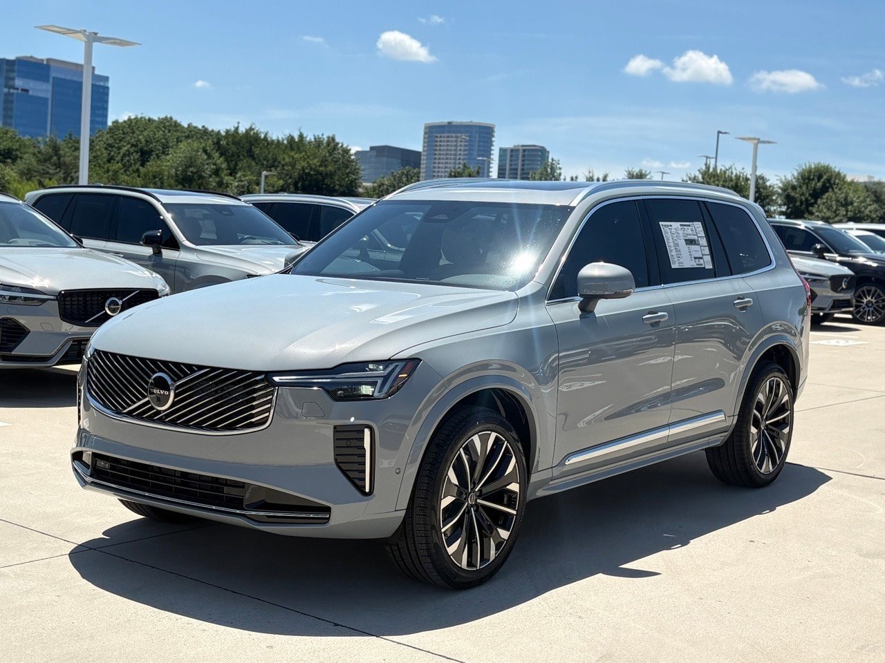 New 2026 Volvo XC90 B6 Plus w/ Protection Package Premier image 3
