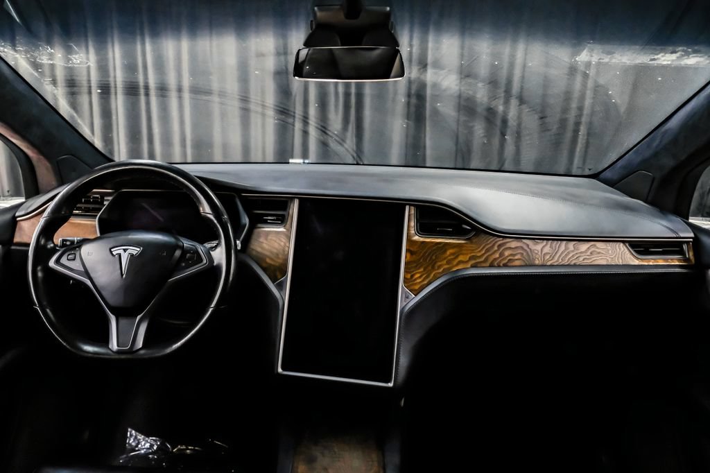 Used 2020 Tesla Model X Long Range AWD/4WD image 21