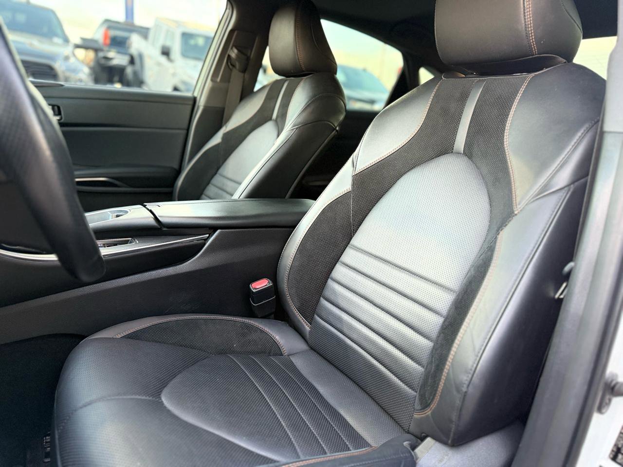 Used 2021 Toyota Avalon XSE FWD image 10