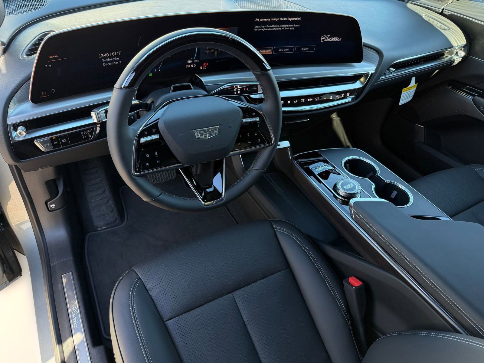 New 2026 Cadillac Lyriq Luxury image 3