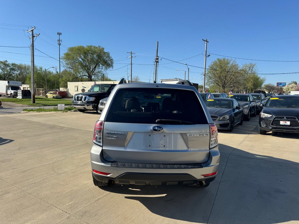 Used 2010 Subaru Forester 2.5X Premium w/ Popular Equipment Group 1A image 4