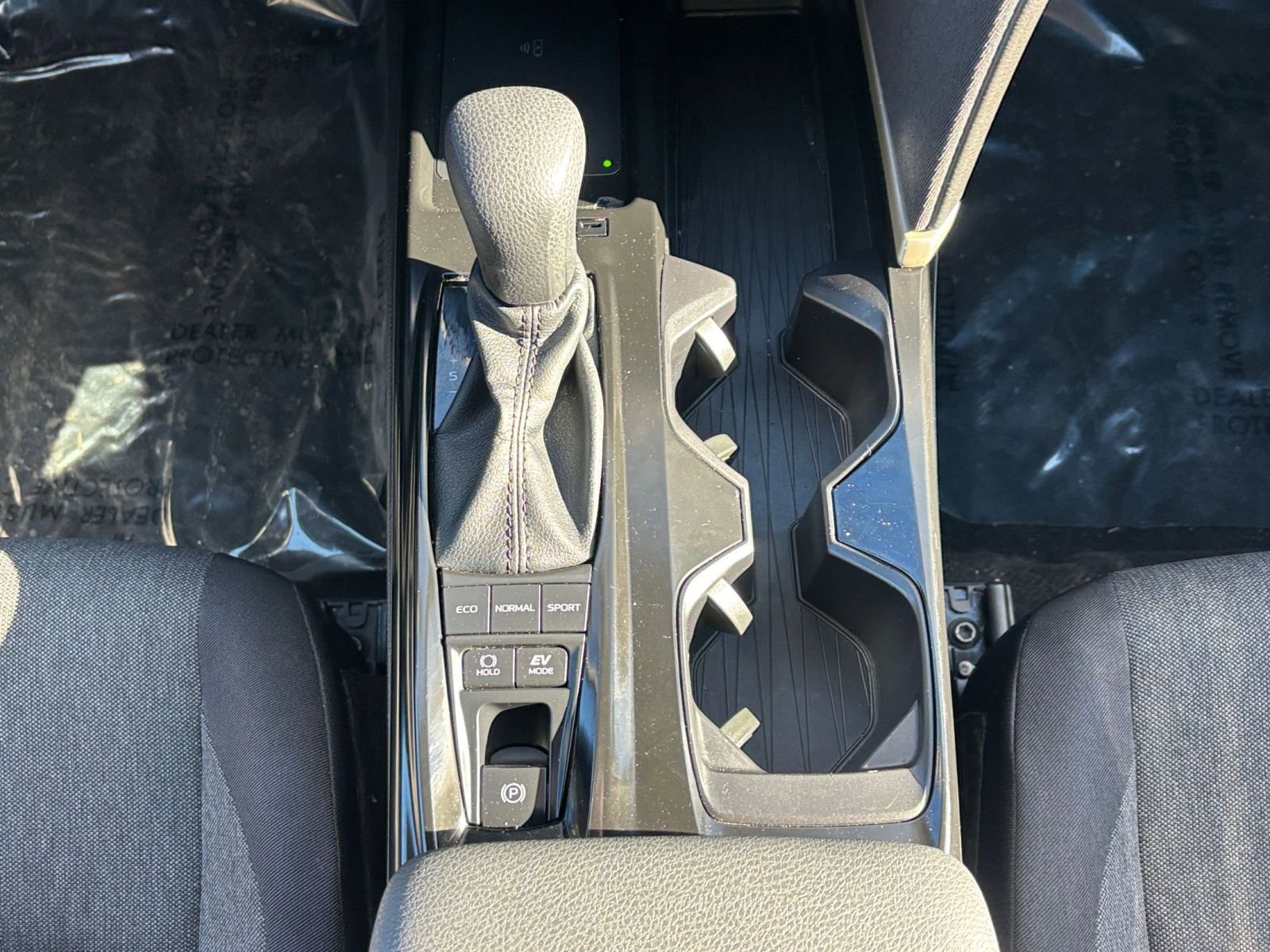 Used 2025 Toyota Camry LE image 37