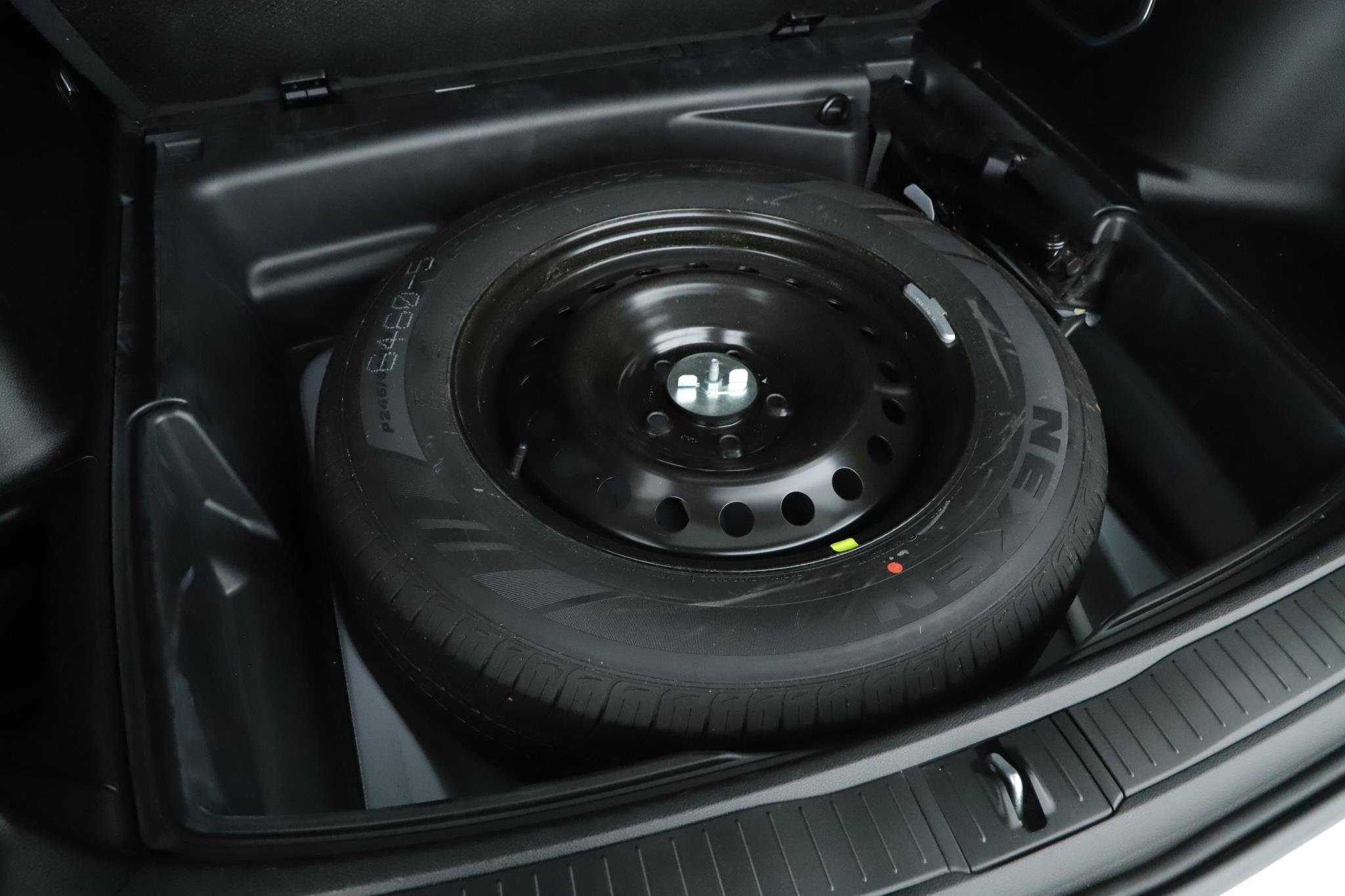 Used 2023 Jeep Grand Cherokee Limited w/ Trailer Tow Prep Group (B) image 19