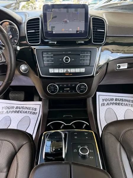 Used 2018 Mercedes-Benz GLS 450 4MATIC w/ Premium Package image 32