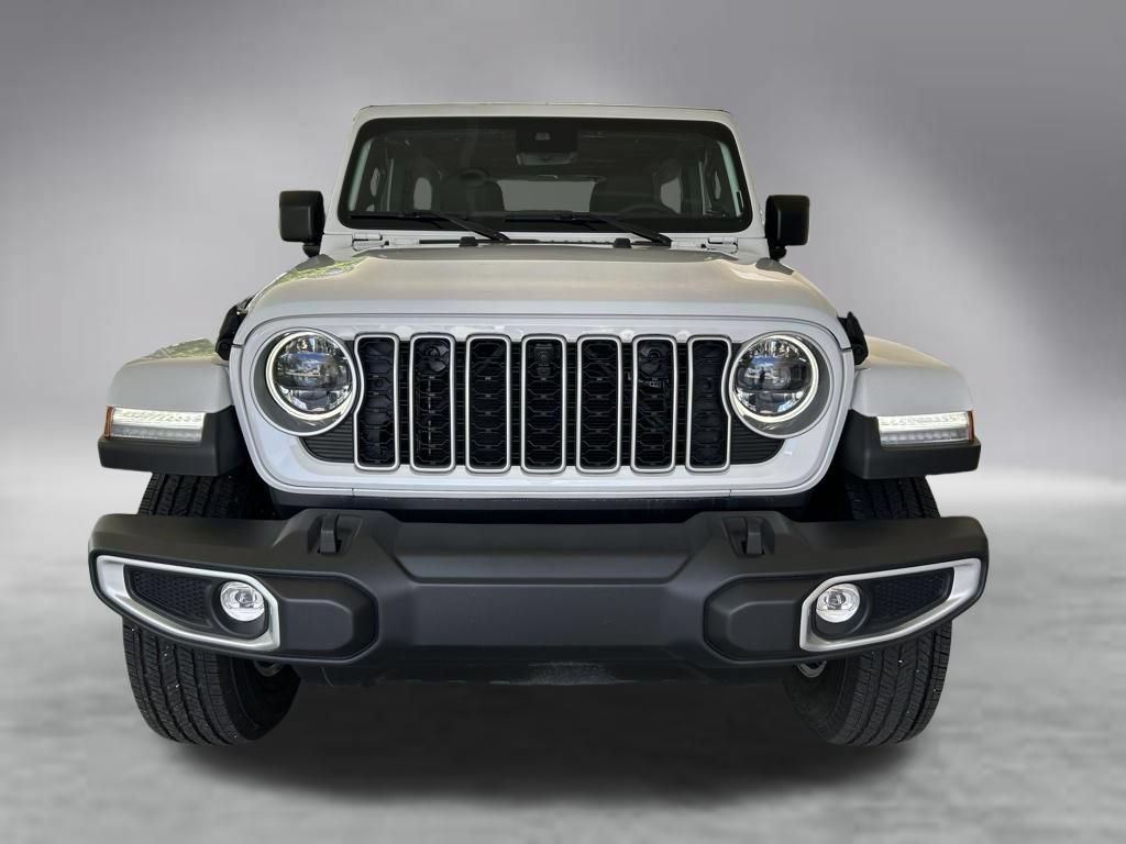Used 2025 Jeep Wrangler Unlimited Sahara AWD/4WD image 13